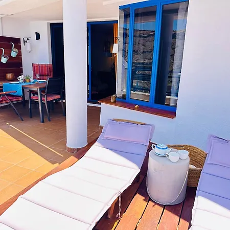 Daire Private With Stunning Ocean Views And Sunset. *