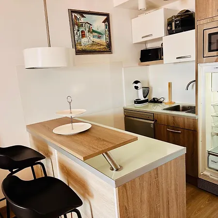 Daire Private With Stunning Ocean Views And Sunset.